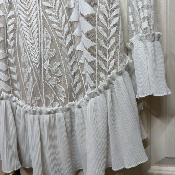 Saints + Secrets MADE IN HEAVEN Long Sleeve White Lace Mini Dress Women’s Medium - Picture 3 of 6